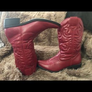 Rampage Valiant Boots